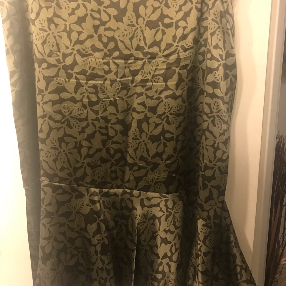 INC Green two tone ruffled skirt